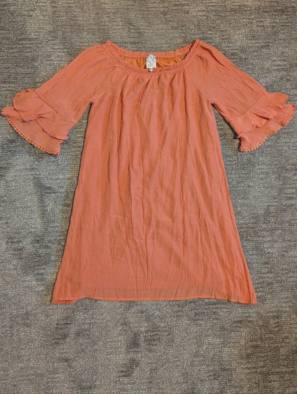 Naif Petite Coral Peasant Dress with Ruffle Sleeves - Petite Medium